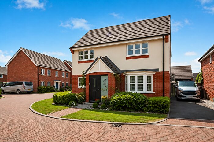 4 Bedroom Detached House For Sale In Elder Avenue, Rugby, CV21