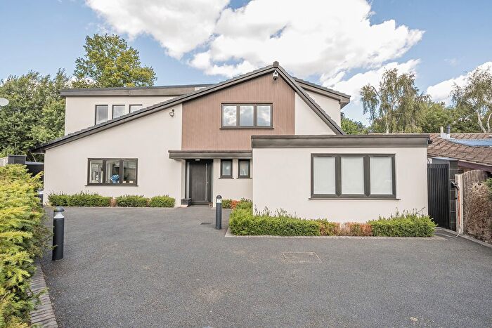 5 Bedroom Detached House For Sale In Scotsdale Close, Petts Wood, Orpington, BR5
