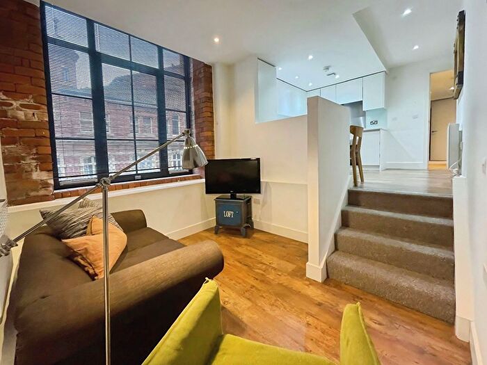 2 Bedroom Flat To Rent In Crispin Lofts, New York Road, Leeds, West Yorkshire, LS2