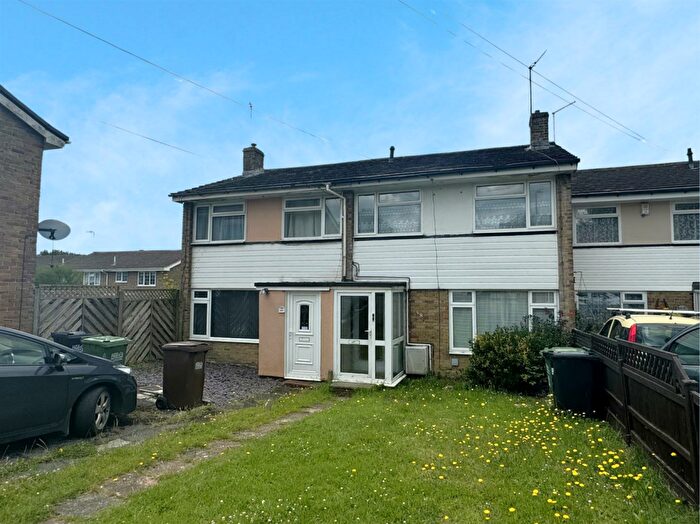 3 Bedroom Terraced House To Rent In Swan Road, Hailsham, BN27