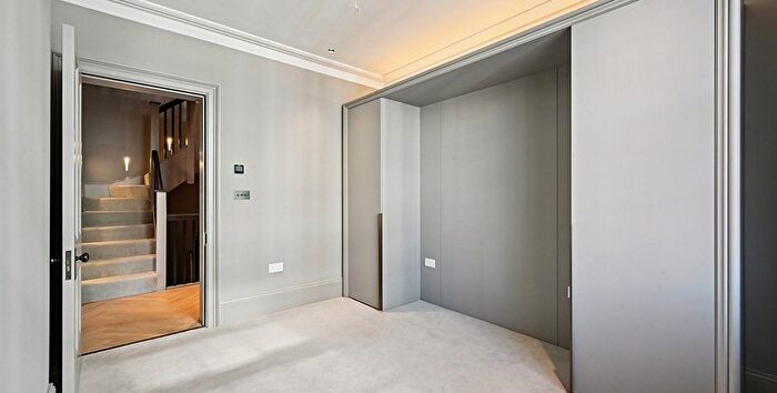 4 Bedroom Terraced House To Rent In North Audley Street, Marble Arch, W1K