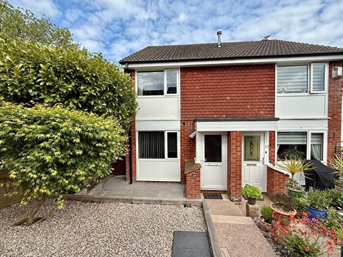2 Bedroom End Terrace House For Sale In Wheatley Close, St.Thomas, EX4