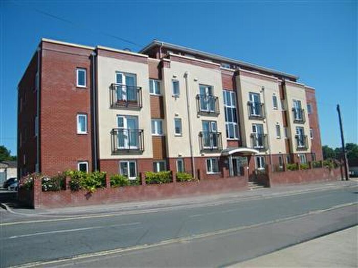 2 Bedroom Apartment To Rent In Quay Street, Fareham, PO16
