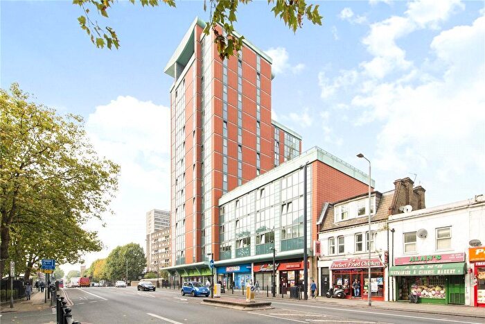 2 Bedroom Flat To Rent In Fusion Building, East India Dock Road, London, E14