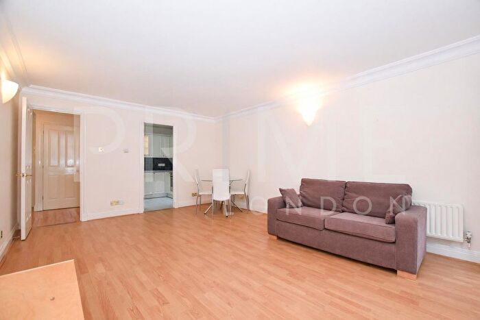 1 Bedroom Flat To Rent In Walpole House, Westminster Bridge Road, Waterloo, SE1