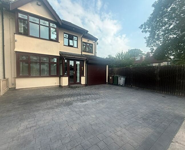 5 Bedroom House To Rent In Princes Avenue, Eastham, CH62