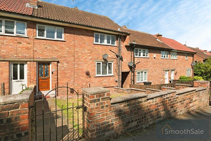 3 Bedroom Terraced House For Sale In Gildercliffe, Scarborough, YO12