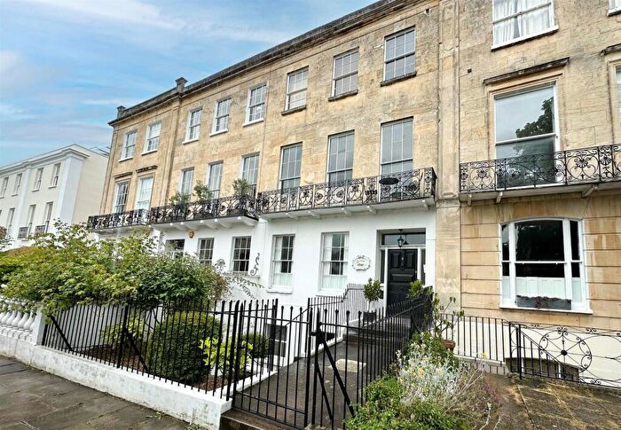 1 Bedroom Flat To Rent In Priory Street, Cheltenham, GL52