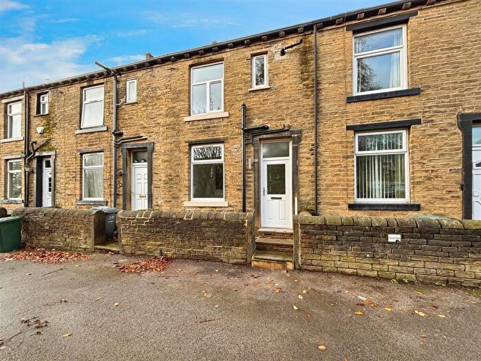 2 Bedroom Terraced House For Sale In Croft Street, Wibsey, Bradford, BD6
