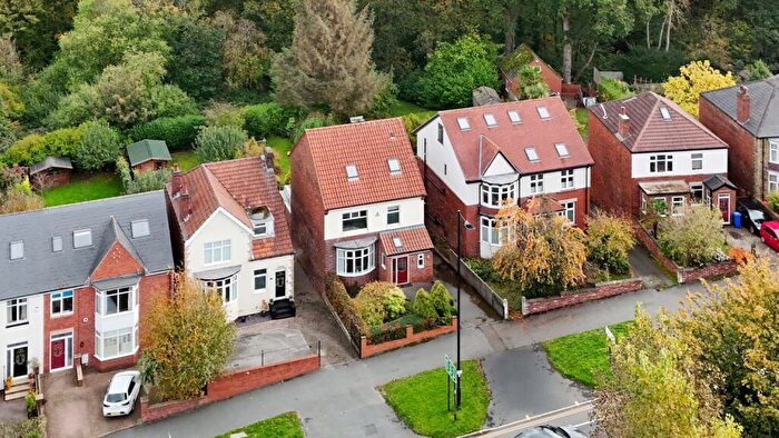 4 Bedroom Detached House For Sale In Meadowhead, Sheffield, S8