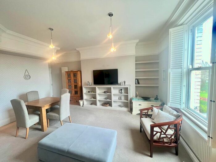 3 Bedroom Flat To Rent In Fulford Chase, York, YO10