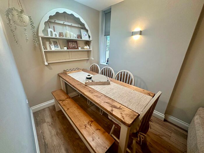 3 Bedroom Bungalow For Sale In Ashleigh Road, Newcastle Upon Tyne, NE5