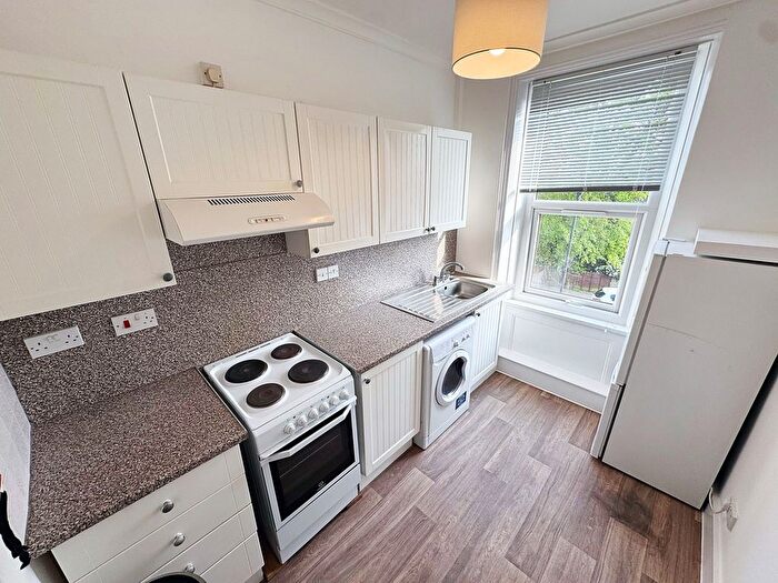 Studio To Rent In Pendennis Road, Streatham Hill, SW16