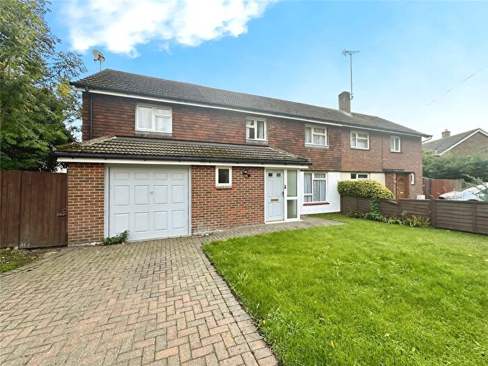 5 Bedroom Semi-Detached House To Rent In Eyhorne Street, Hollingbourne, Maidstone, Kent, ME17