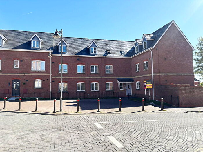 2 Bedroom Flat For Sale In Rumbush Lane, Dickens Heath, B90
