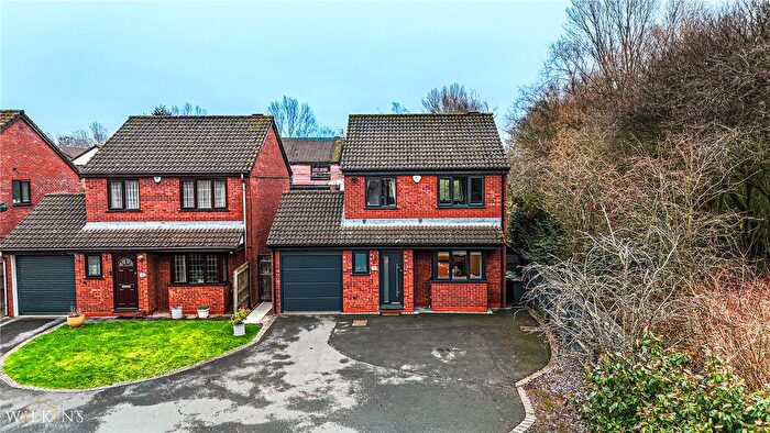 3 Bedroom Detached House For Sale In Penryn Close, Nuneaton, Warwickshire, CV11