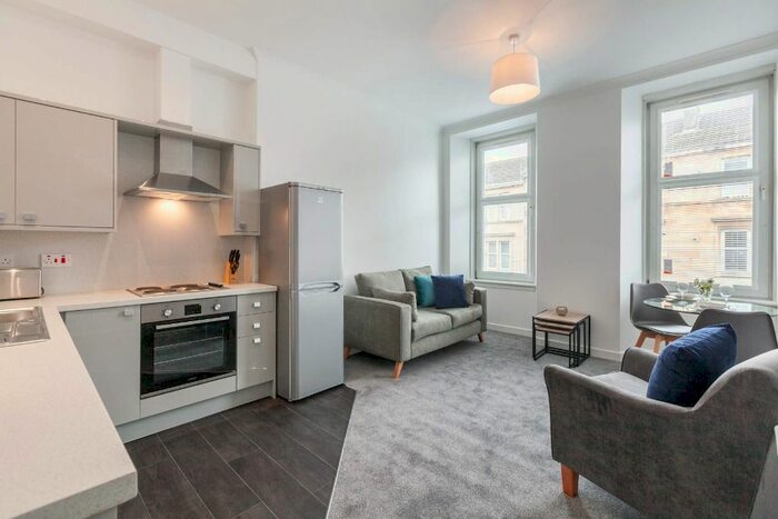 2 Bedroom Flat To Rent In Duke Street, Dennistoun, Glasgow, G31