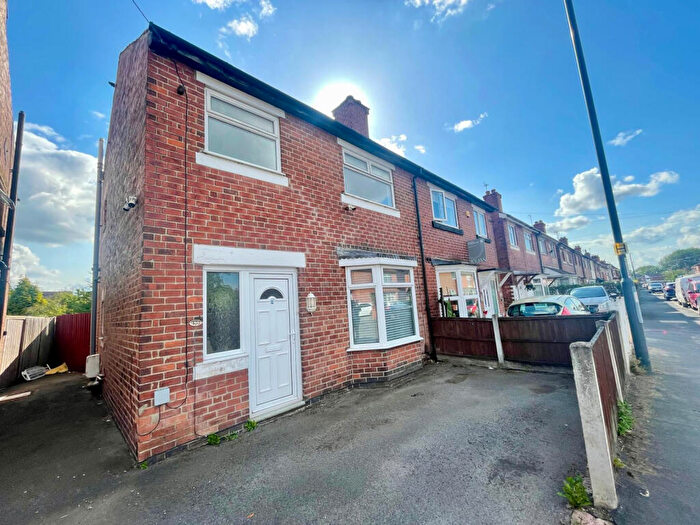 3 Bedroom Semi-Detached House To Rent In Baker Street, Alvaston, Derby, DE24