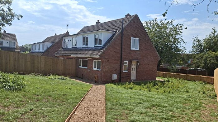 3 Bedroom Semi-detached House To Rent In Thorold Avenue, Cranwell Village, Sleaford, NG34