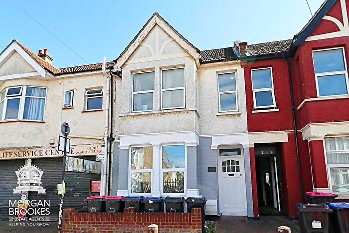 1 Bedroom Flat To Rent In Westborough Road, Westcliff-On-Sea, SS0