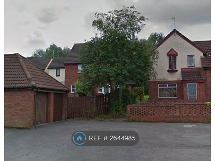 3 Bedroom Semi-Detached House To Rent In Ormsgill Court, Heelands, Milton Keynes, MK13