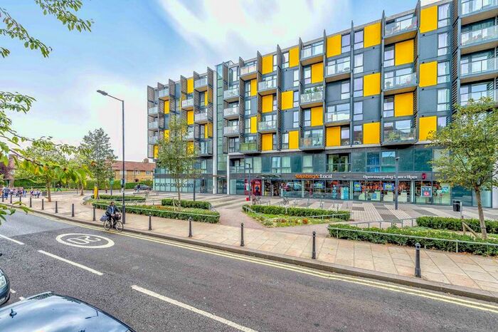 1 Bedroom Flat To Rent In Bloemfontein Road, London, W12