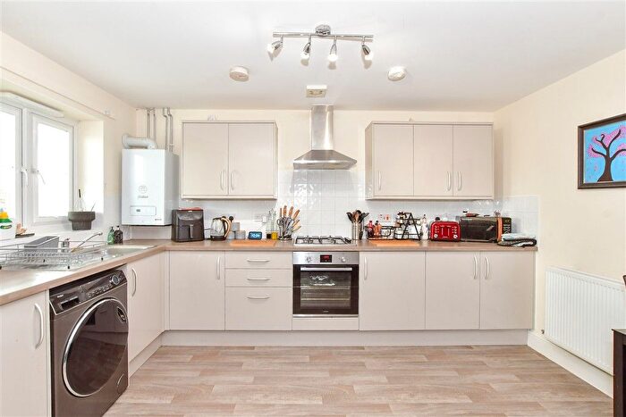 2 Bedroom Flat For Sale In Priors Orchard, Southbourne, Emsworth, West Sussex, PO10