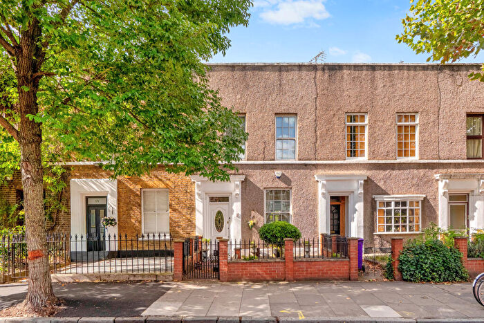 2 Bedroom Terraced House For Sale In Fairfield Road, London, E3