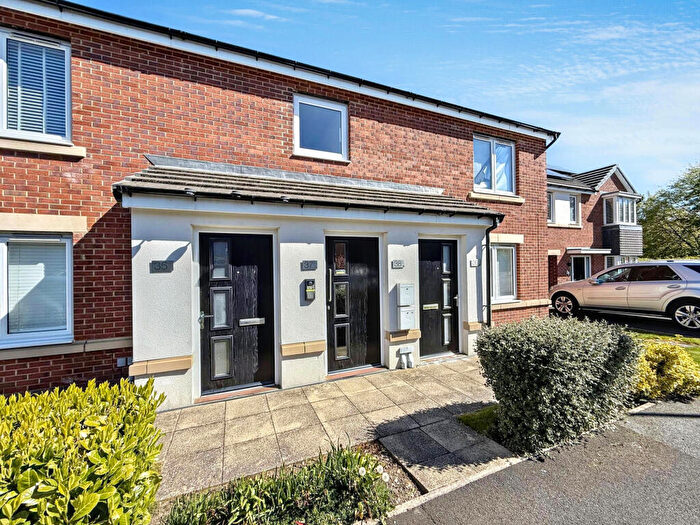 1 Bedroom Apartment For Sale In Hornbeam Close, Gilesgate, Durham, Durham, DH1