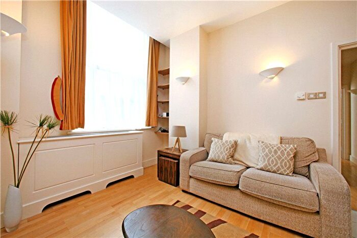 2 Bedroom Flat To Rent In Marathon House, Marylebone, NW1