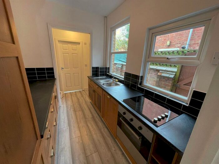 3 Bedroom House To Rent In Bolingbroke Road, Coventry, CV3