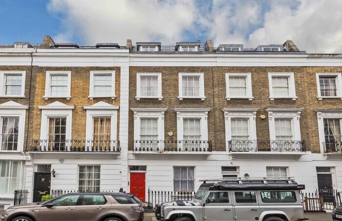 2 Bedroom Flat To Rent In Moreton Terrace, London, SW1V
