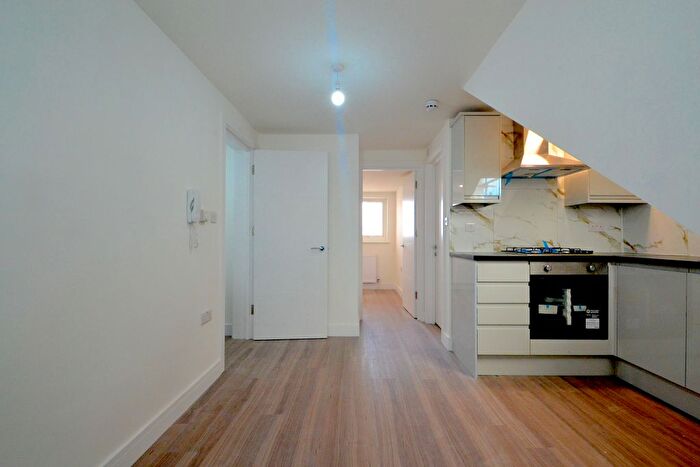 1 Bedroom Flat To Rent In Junction Road, London, N19