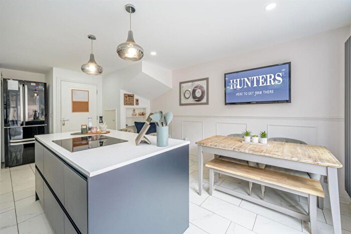 4 Bedroom Town House For Sale In The Breeze, Brierley Hill, DY5