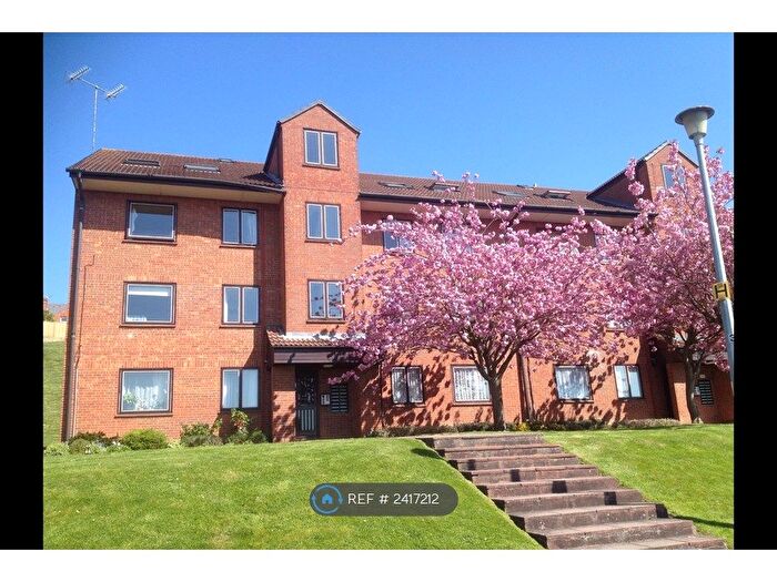 1 Bedroom Flat To Rent In Tippett Rise, Reading, RG2