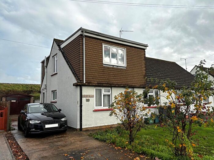 Semi-Detached House To Rent In Ryelands Road, Stonehouse, Gloucester, GL10