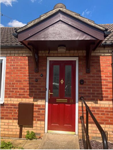 1 Bedroom Bungalow To Rent In Spriggs Close, Sleaford, Lincolnshire, NG34