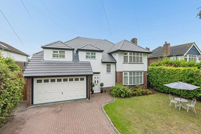 4 Bedroom Detached House For Sale In The Avenue, Sale, M33