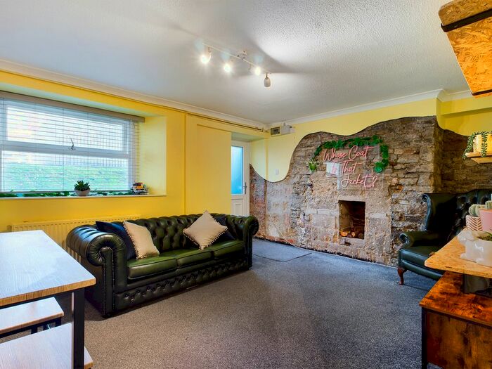 2 Bedroom Flat To Rent In Cambrian Place, Maritime Quarter, Swansea, SA1