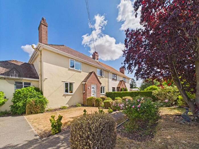 3 Bedroom Semi-Detached House For Sale In Grove Park, Walsham-Le-Willows, IP31