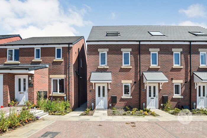 3 Bedroom End Of Terrace House To Rent In The Limes, Blackburn, BB1