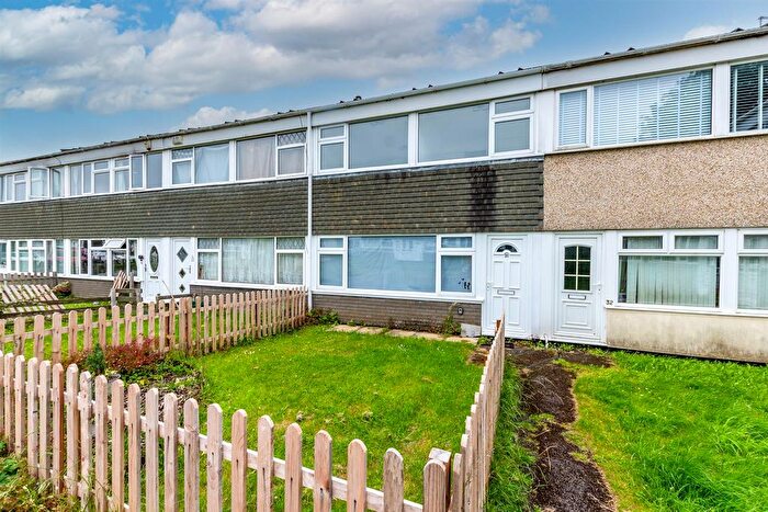 4 Bedroom Terraced House For Sale In Pomfrett Gardens, Stockwood, BS14