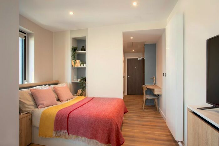 Studio To Rent In Enclave:Croydon, College Road, Croydon, CR0