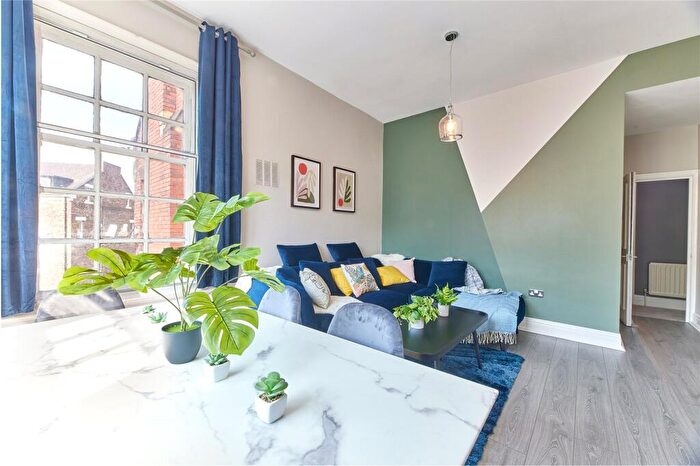 6 Bedroom Terraced House To Rent In Lillico House, Sandyford Road, Newcastle Upon Tyne, NE2