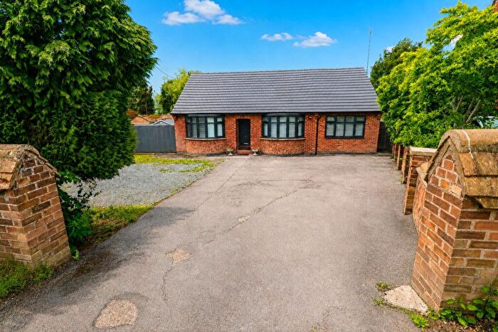 4 Bedroom Detached Bungalow For Sale In Rushden Road, Wymington, North Bedfordshire, NN10