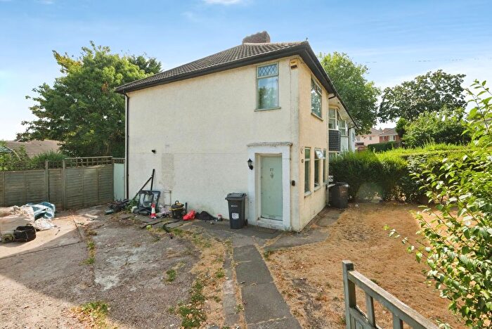 3 Bedroom End Of Terrace House For Sale In Weycroft Road, Birmingham, West Midlands, B23