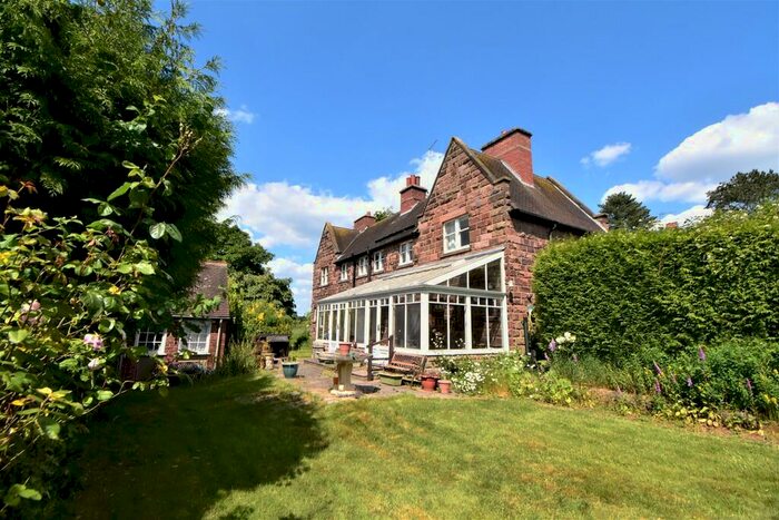 6 Bedroom Cottage For Sale In Farnah Green, Belper, DE56