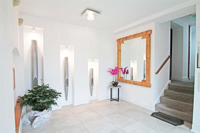 4 Bedroom Flat To Rent In Florence Road, Brighton, BN1