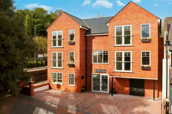 2 Bedroom Flat To Rent In Executive Apartment - Godalming Town Centre, GU7