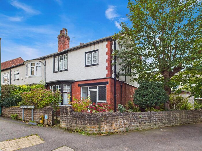 3 Bedroom Semi-Detached House For Sale In Ramsdale Crescent, Sherwood, Nottingham, NG5
